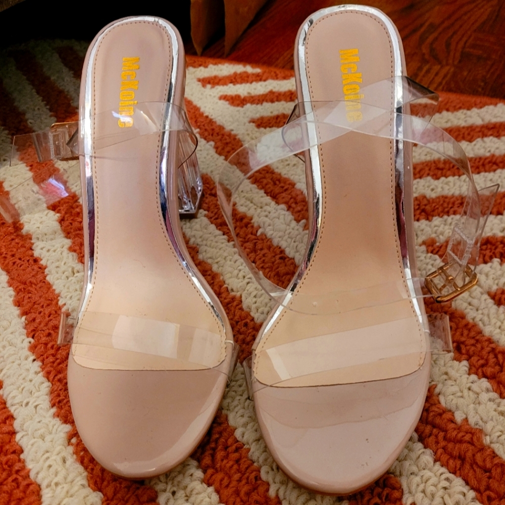 McKoine brand stilleto 👠 sandals